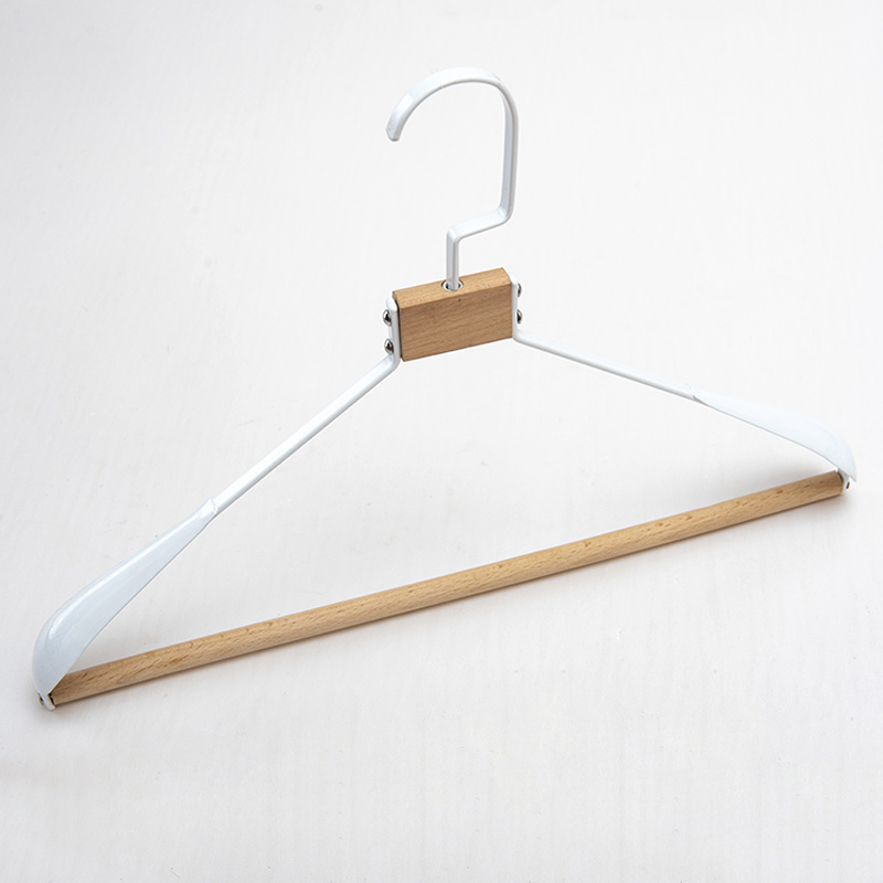 Amazon Hot Sale Metal Wire Hanger For Clothes Trouser Hanger Metal Clothes Hanger For Space Saving And Storage