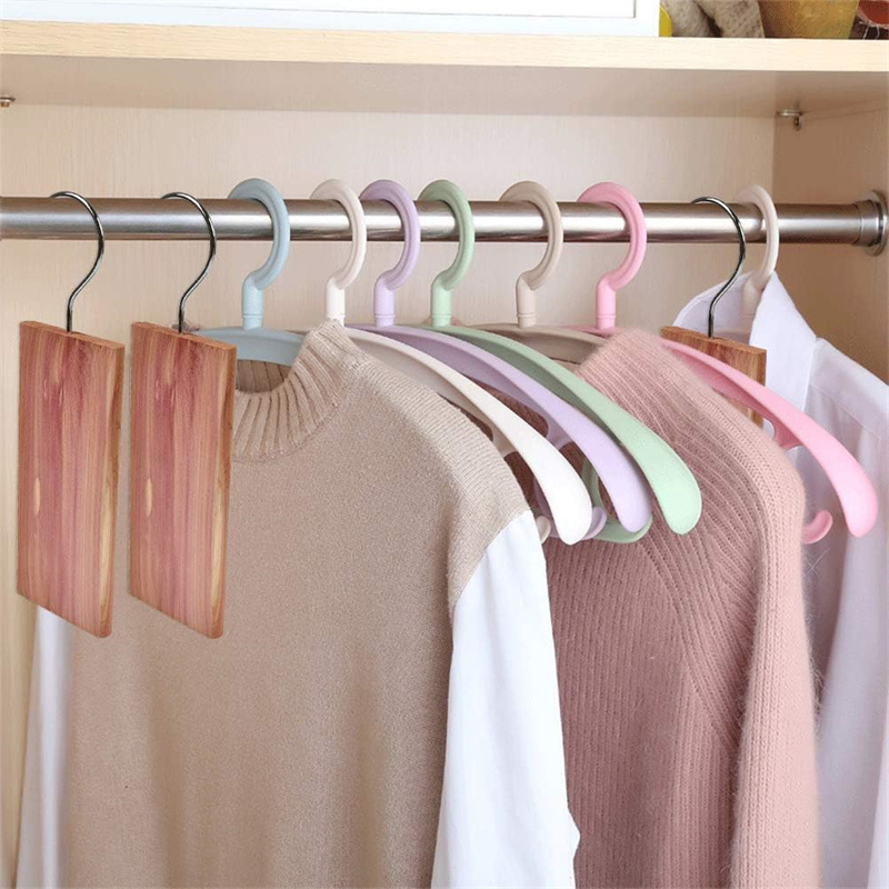 20 Pcs Household Accessories Natural Red Cedar Blocks for Clothes Storage Cedar Set Aromatic Cedar Wood Hangers