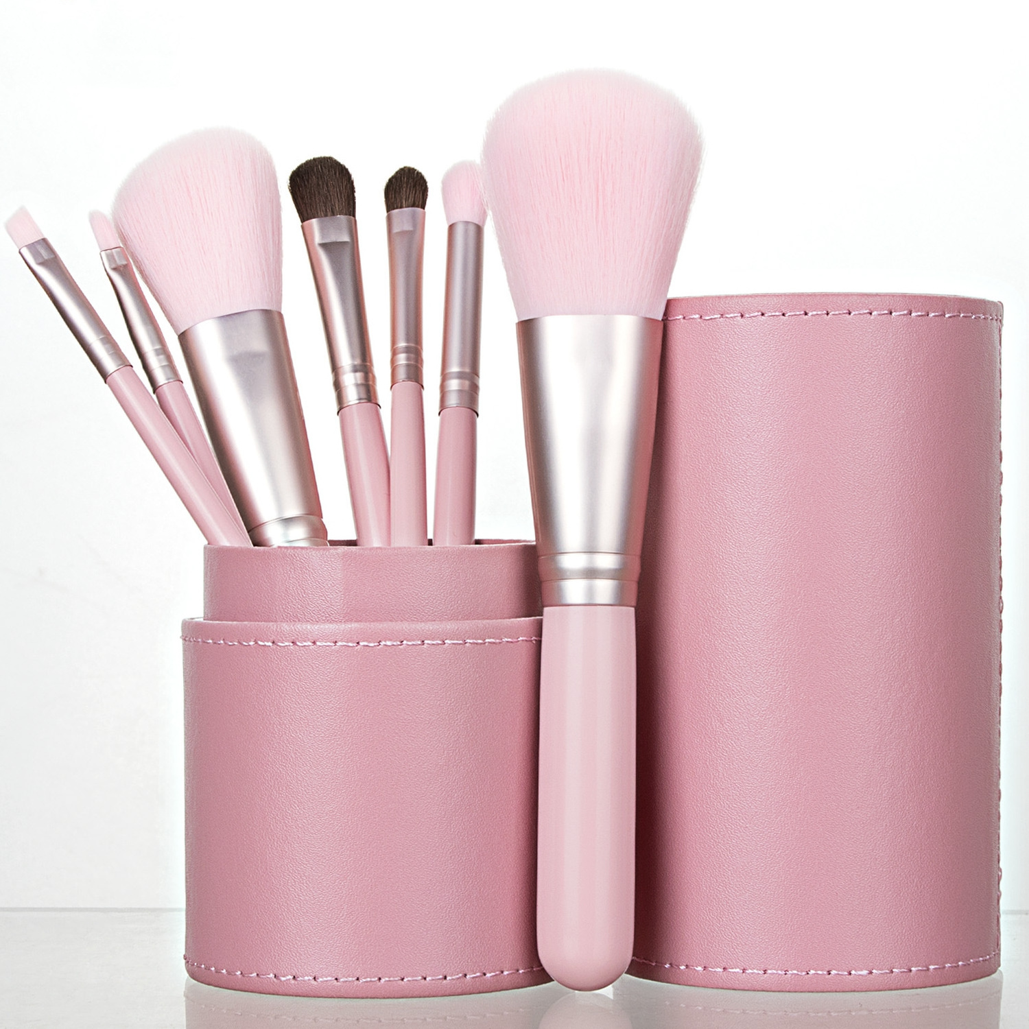 7Pcs  Wood Handle  Makeup Brush Set With PU Holder Foundation Powder Eye shadow  Cosmetic Make up Brushes Kit