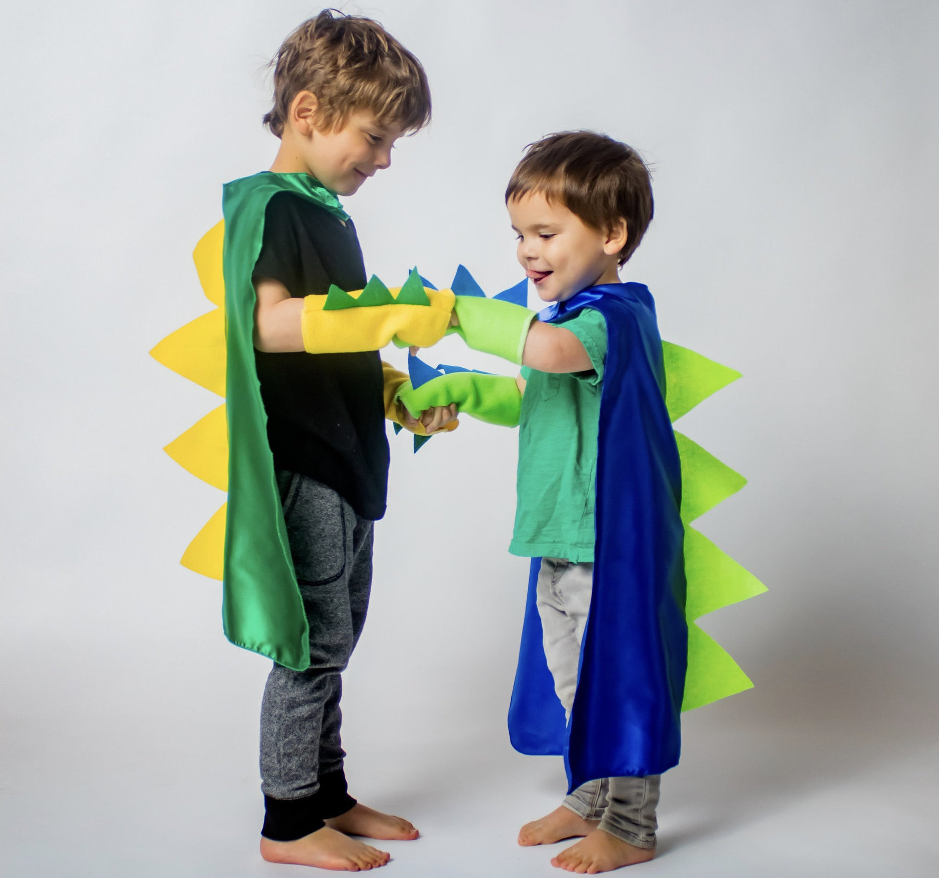 Funny Halloween Costumes Dinosaur Cosplay Cape Super Hero Capes Birthday Party Cape For Kids