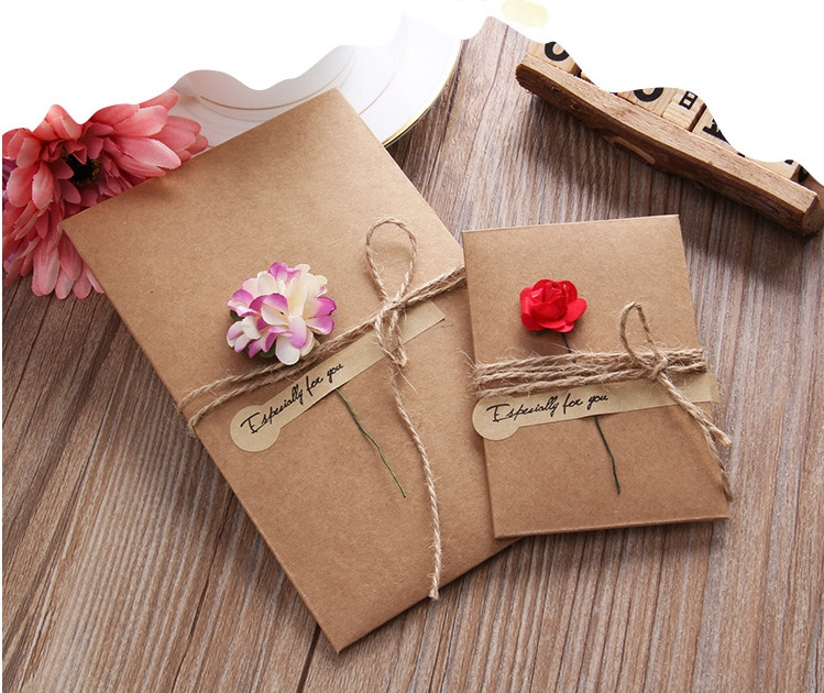 Handmade Greeting Cards Holiday  Dried Flowers Greeting Cards Kraft Blank Note Thank Notes for Party Invitation Card