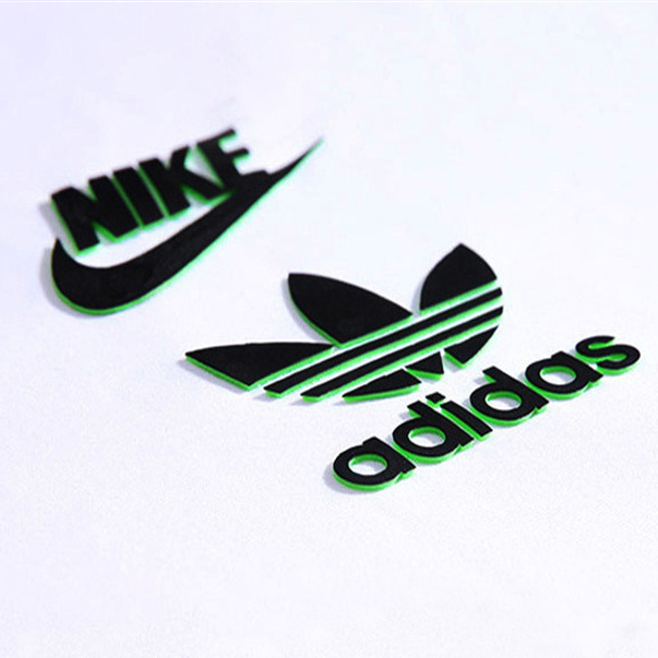 PET Vinyl Custom 3D Raised Logo High Density Rubber Silicon Heat Transfer Printed for Garment Label