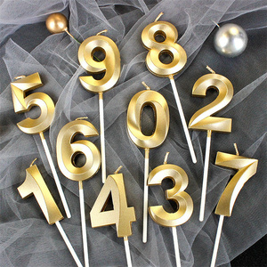 Wholesale Hot Selling  Festival Celebration Supplies Cake Gold Number Shaped Birthday Candles