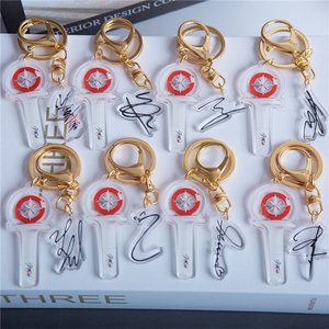 Wholesale Kpop Stray Kids Felix Leeknow Pendant Keychain Charm Transparent Acrylic Lanyard Keychain Products Keychain 6.2cm