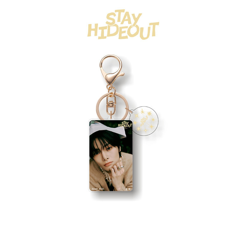 Kpop Stray Kids Felix Leeknow Creative Keychains Acrylic Car Key Ring In Bulk Wholesale Bag Pendant Keyrings 7*4CM