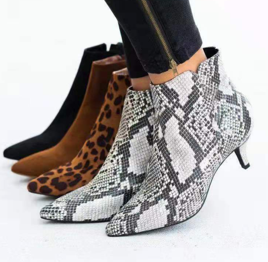 Wholesale popular women's boots for spring and summer new pointed thin heel short boots fashion print large size women's boots