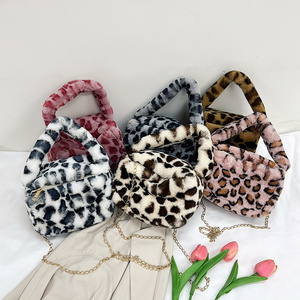 2023 Wholesale animal pattern plush designer handbags fashion trendy tote bag women's shoulder bags women handbags for women lux