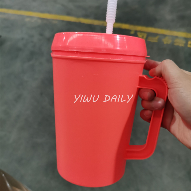 New Arrival Vinyl store double wall PP plastic 34oz solid trucker mug with handle lids straw cup color custom