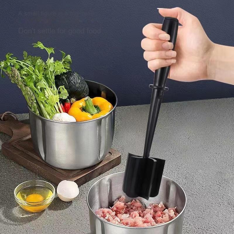 A Must-Have for Your Home Kitchen! Handheld Meat Chopper Makes Mixing Ground Easier