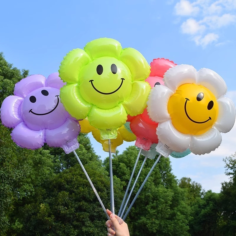 Hot selling small daisy balloons holding balloons smiling faces sun flowers daisy foil helium balloons