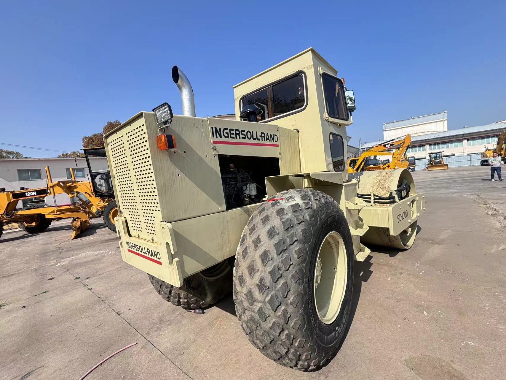 HOT!!! Cheap Used INGERSOLL-RAND SD-100D Dynapac Road Roller, Used Dynapac Ca30d/Ca25D Single Drum Vibratory Roller for Sale