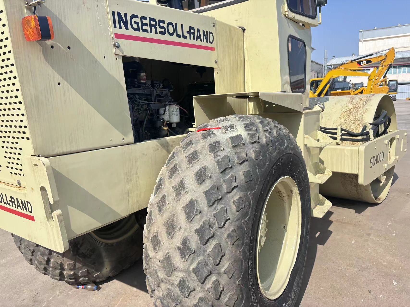 HOT!!! Cheap Used INGERSOLL-RAND SD-100D Dynapac Road Roller, Used Dynapac Ca30d/Ca25D Single Drum Vibratory Roller for Sale