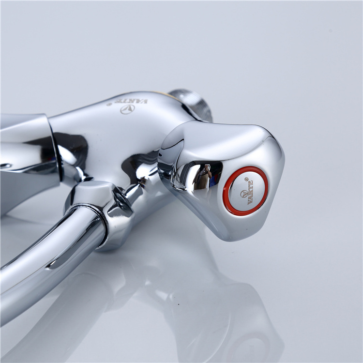 China Factory Direct Sale Stainless Steel Spout Dual Hand Wheel Kitchen Water Faucet