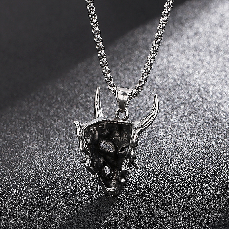 Domineering Punk Skull Horn Necklace Pendant Men Grimace Stainless Steel Jewelry Pendant