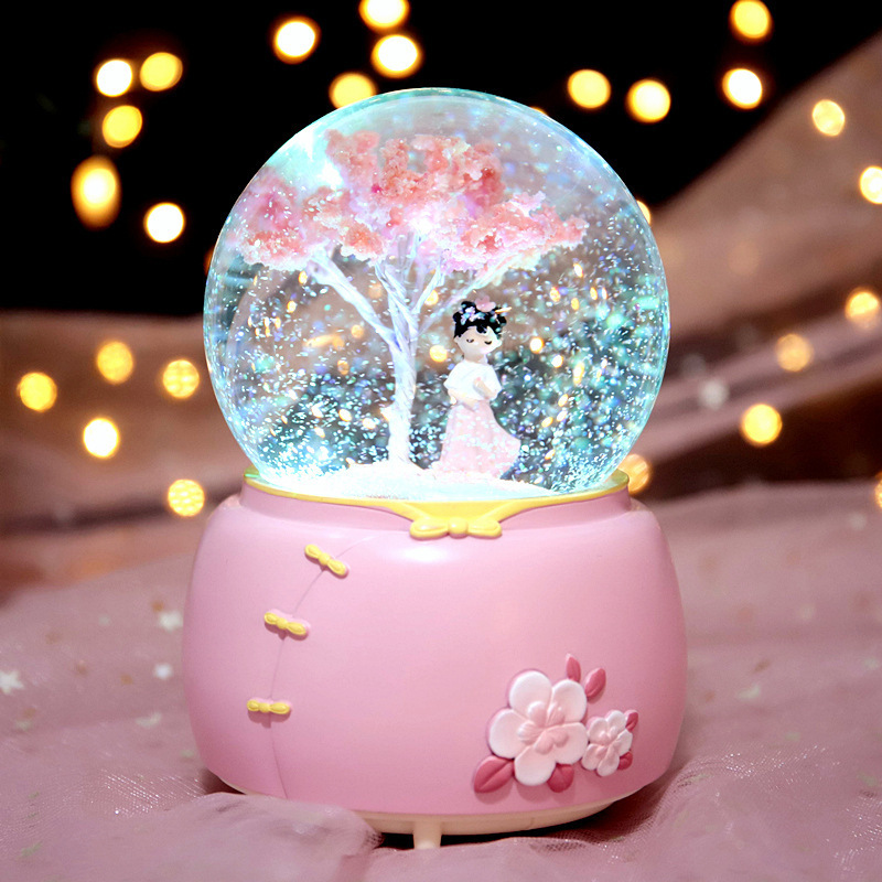 Huaqi XQ0109 glass snowball Water Globe anime snow globes snowball