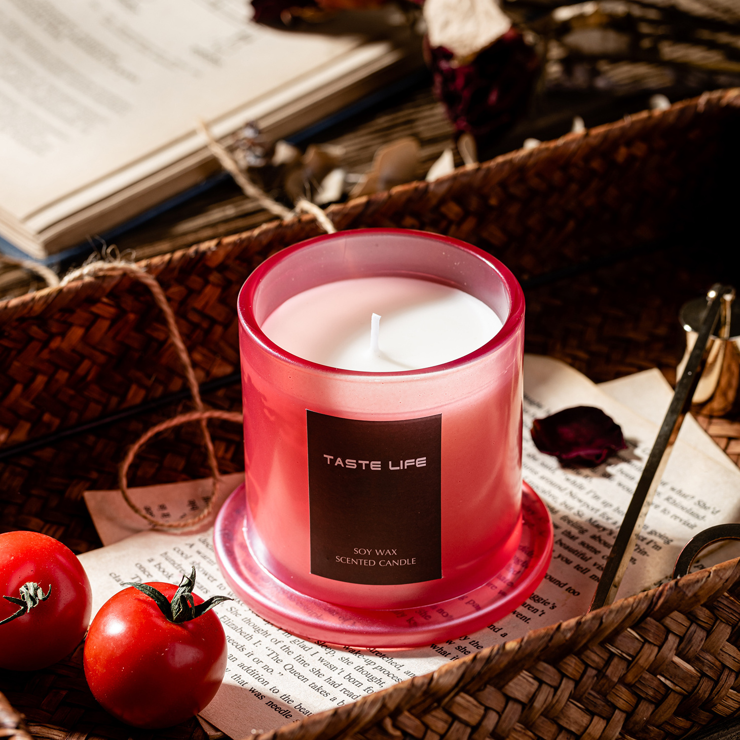 Home Fragrance 150g  / 5.29oz 100% Natural Soy Wax Red Glass Jar Flora Fragrance Rose Scent Luxury Scented Candle