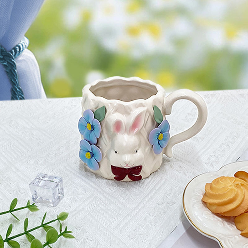 On Sale Hand-painted Creative Retro Ceramic cute Mug Unique Coffee Mugs With Wholesaler