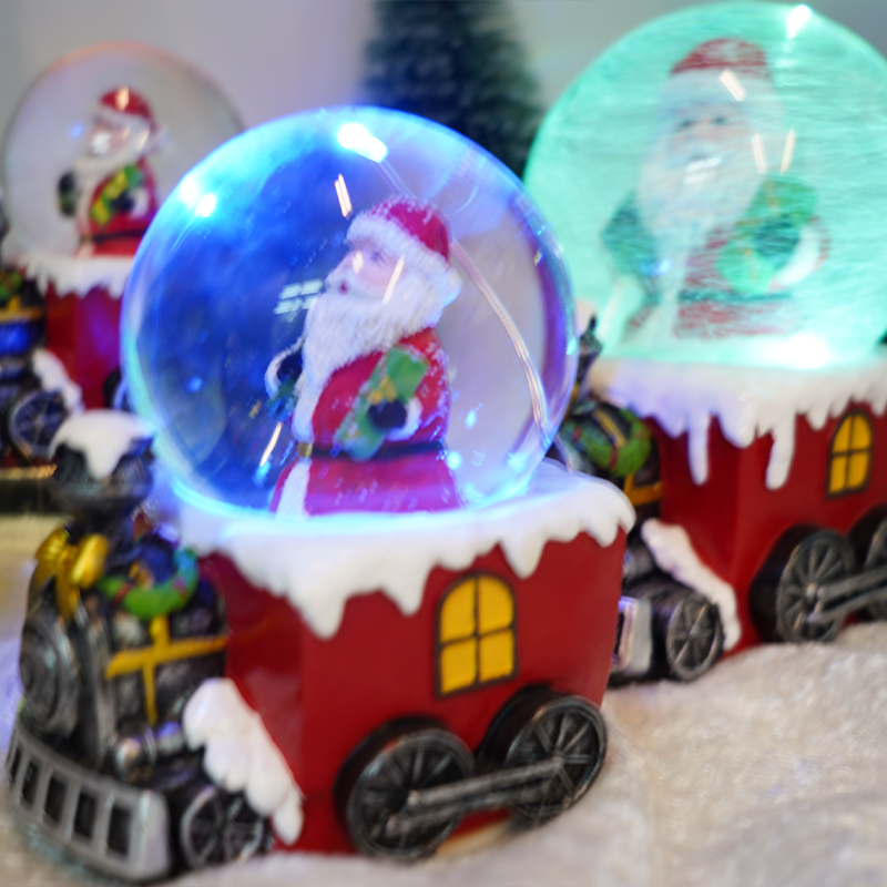 KG Xmas Resin Crafts Noel Navidad Natale Train Style Christmas Crystal Snowball Mucical Christmas Snow Globe With Light