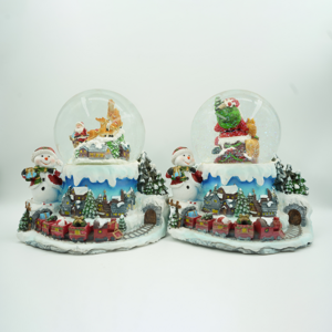 KG Xmas Resin Crafts Noel Navidad Natale Dia 12cm Large Christmas Snowglobe Musical Christmas Village With Rotation Inside