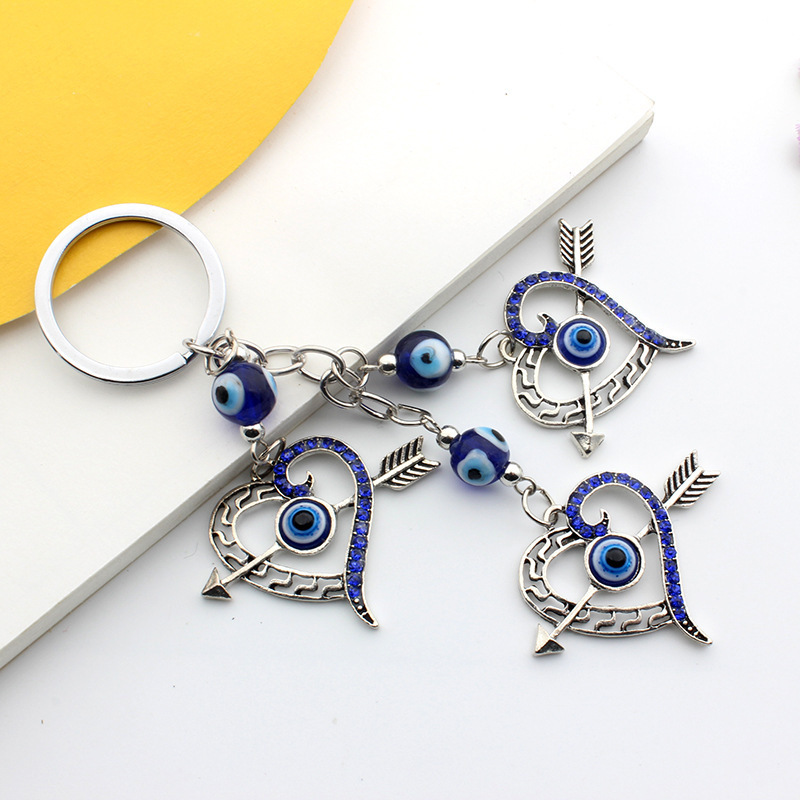 Kingcome Wholesale Blue Devil's Eye Feather Keychains Fatima Palm Elephant Arrow Love Heart Keychain