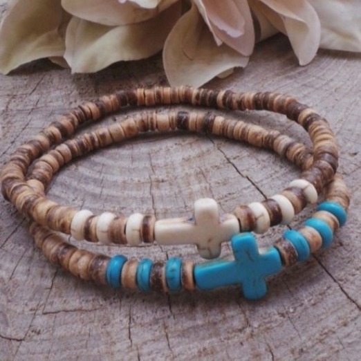 Kingcome Men's Hip Hop Handmade Beaded Stretch Wood Bracelets Hot Sale Coconut Shell Wood Piece Turquoise Cross Bracelet