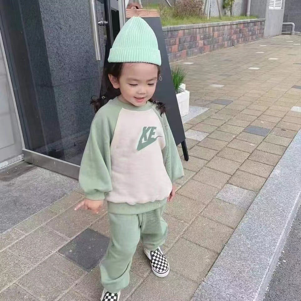 Spring Autumn Brand New Children Sweatshirts Boys and Girls Loose Tops Pants 2pcs Set Kids Sports Suits Casual Outwear