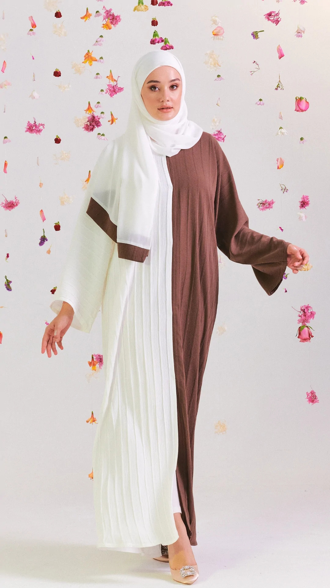 New Creation Middle East Women Wearing Contrasting Color Design Abaya Islamic Clothing Stripes Indian Abaya Burqa