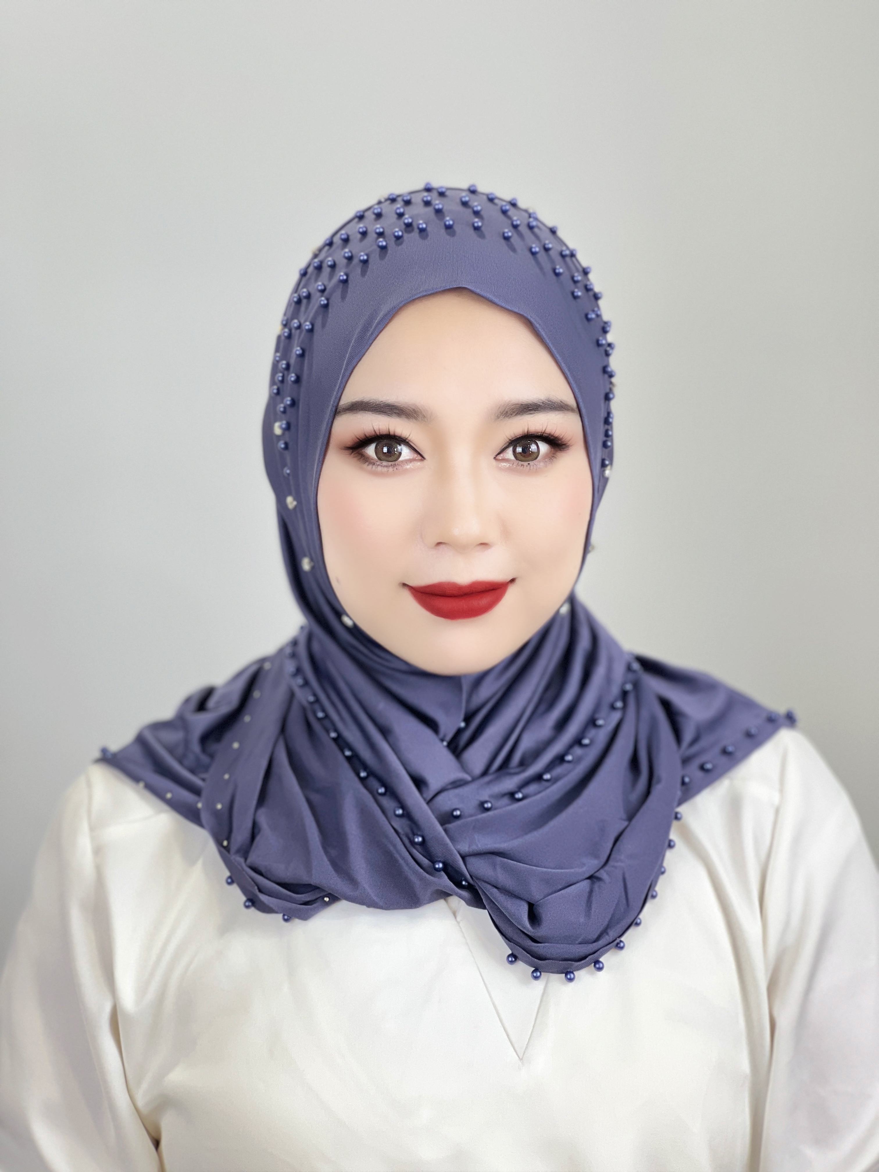 Wholesale High Quality Hijab Solid Colors With pearls Beading Traditional Conservative Women Scarves Middle East Dubai Shawls