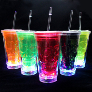 Wholesale Clear Plastic Skull Cups With Straws Led Halloween Double Wall Tumbler Cup Light Up Drinking Straw Cup