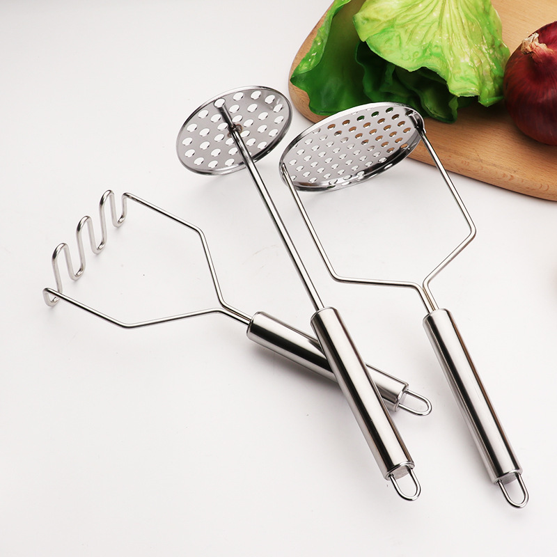 Kitchen Tools Stainless Steel Potato Vegetable Masher Baby Food Masher with Hook Handle Convenient Placement