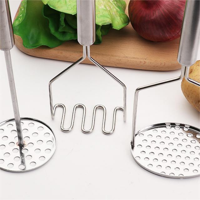 Kitchen Tools Stainless Steel Potato Vegetable Masher Baby Food Masher with Hook Handle Convenient Placement