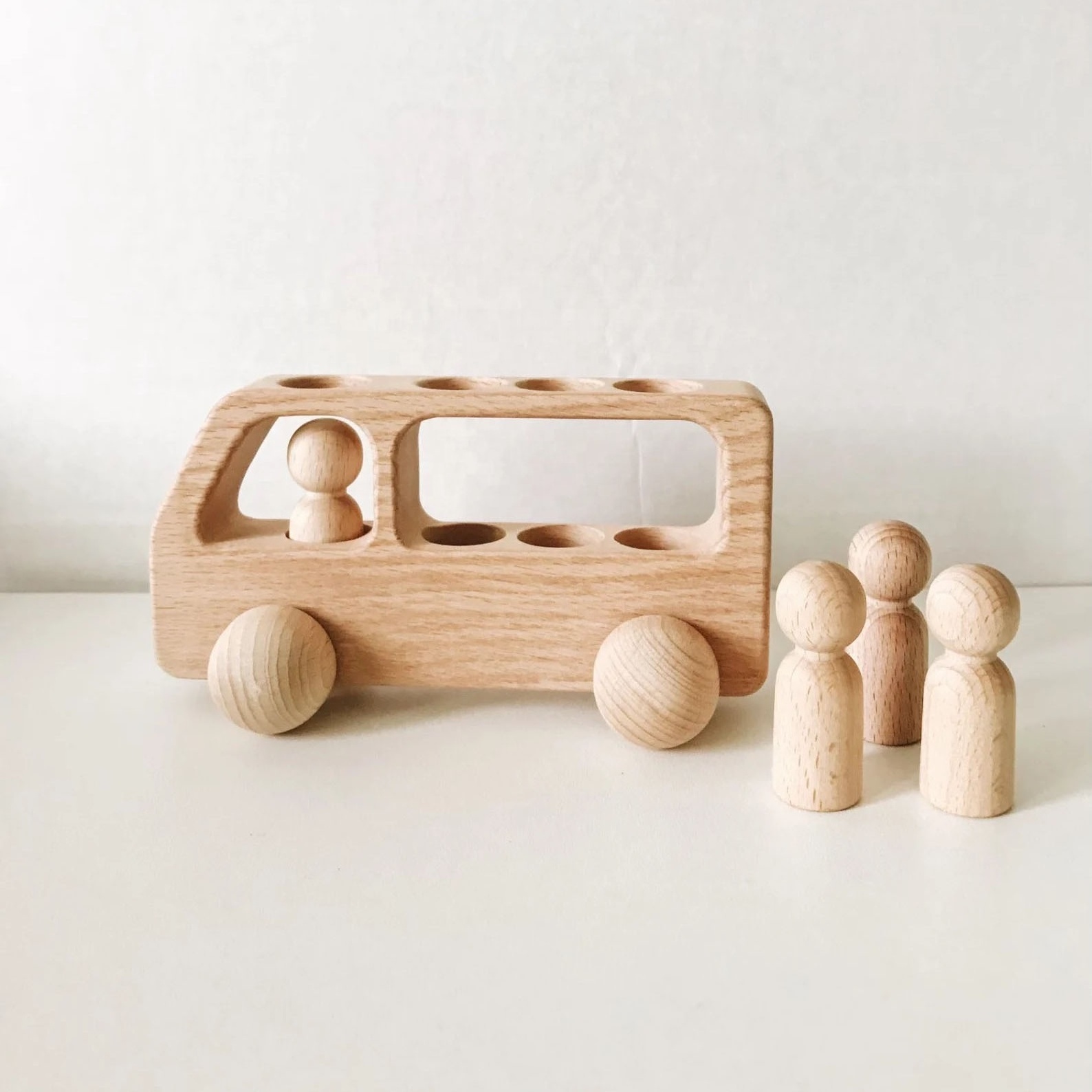 Wooden Mini School Bus Toy Car with Peg Dolls