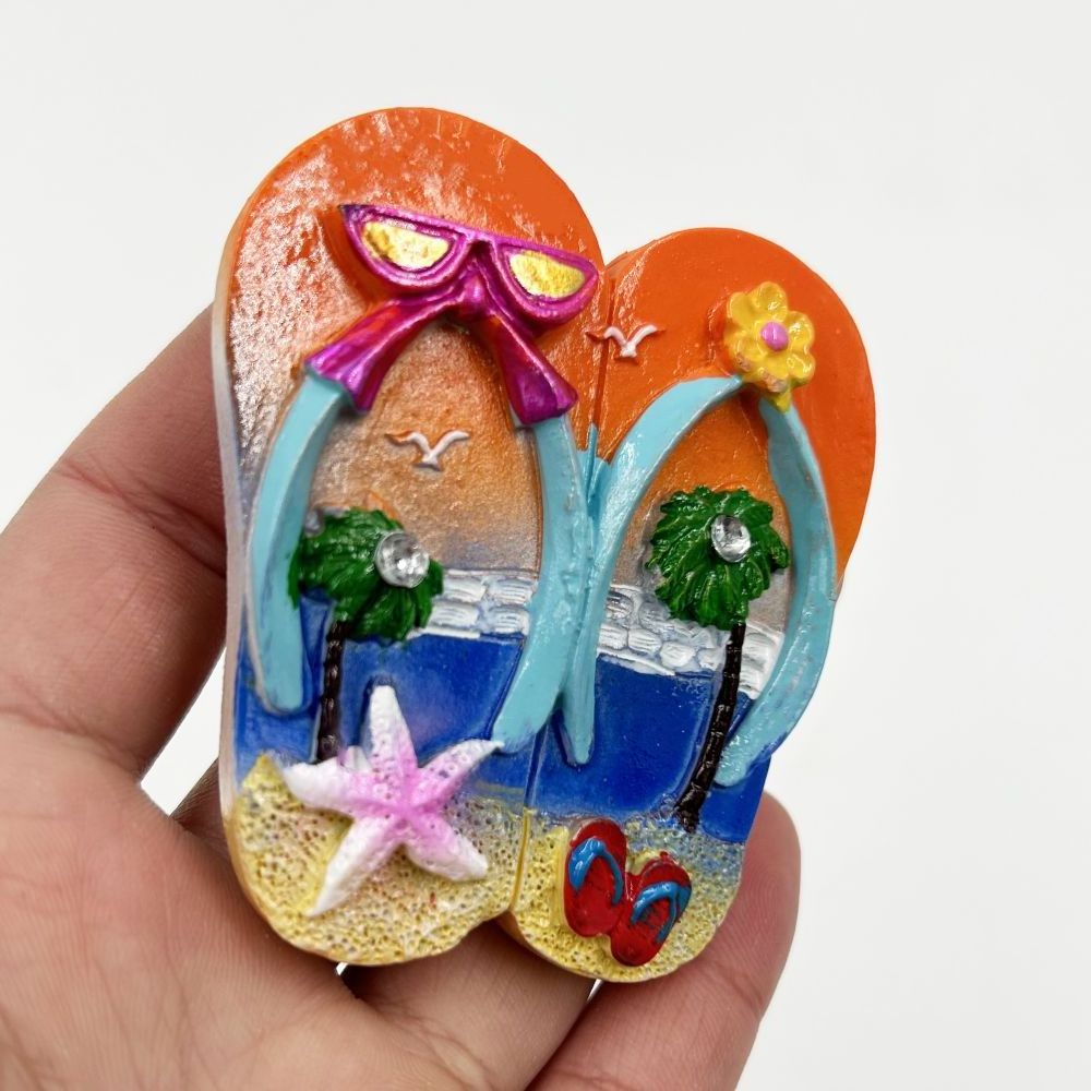 Custom Hand-painted Souvenirs 3D Fridge Magnets Wholesale Travel Souvenirs Ocean Style Slippers Resin Fridge Magnets