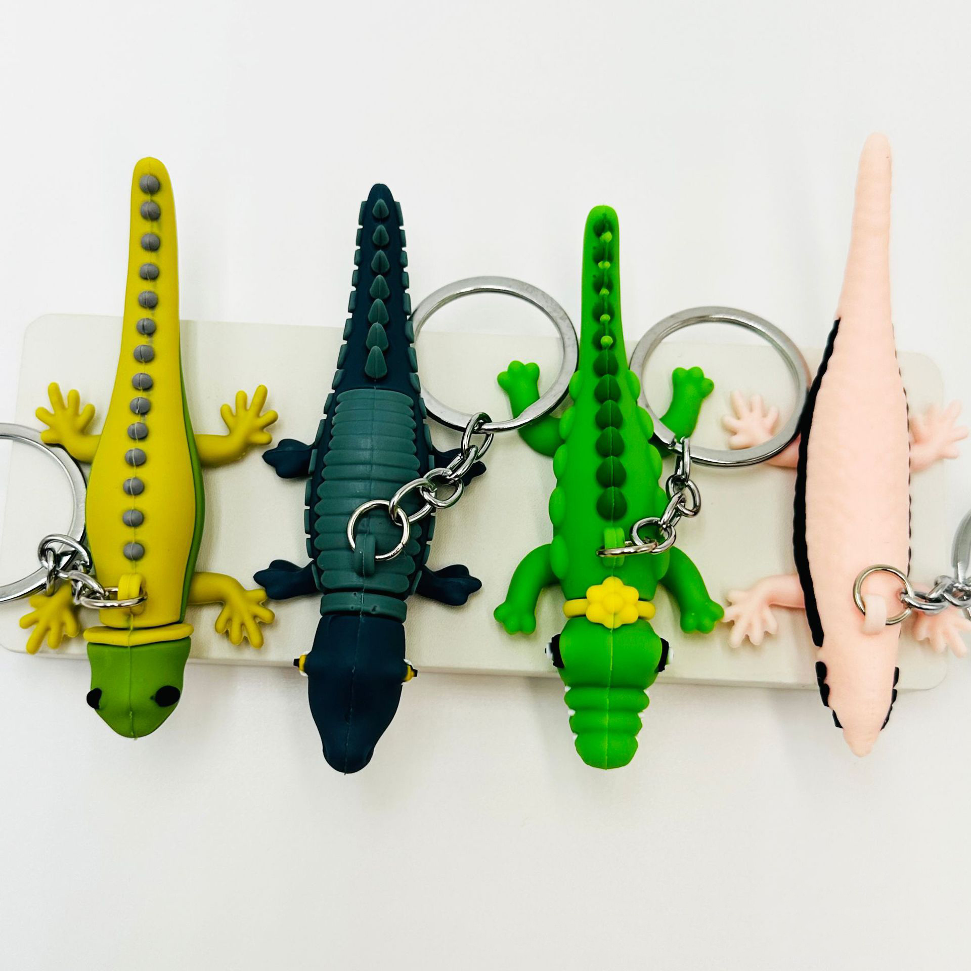 Creative Cartoon Crocodile Keychain PVC Soft Glue Crocodile Lizard Backpack Pendant 3D Keychain