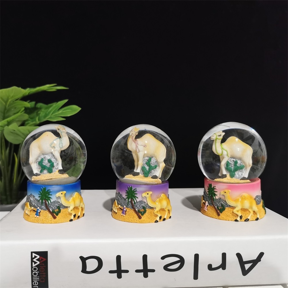 Custom Holiday Decorations Travel Souvenirs Resin Craft 3D Camel Snow Crystal Ball Mini Snowballs