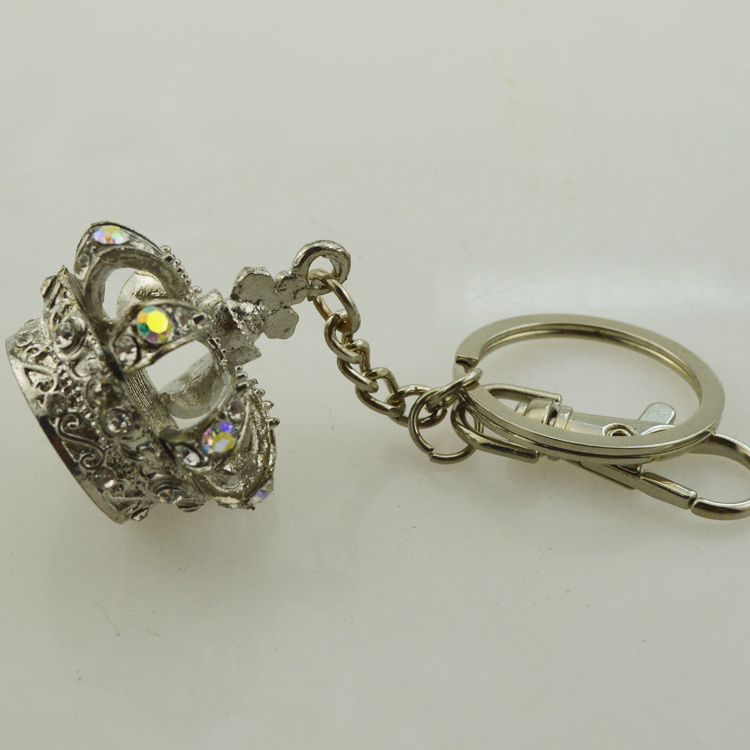 Factory Wholesale Custom Creative Souvenir 3D Crown Metal Keychain with Rhinestone Crown Keyring