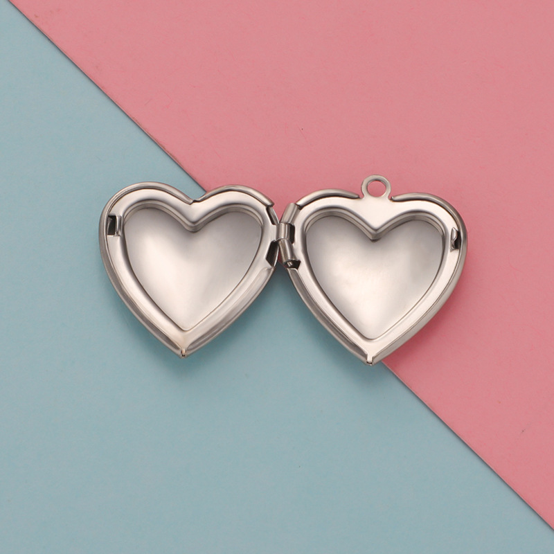 Wholesale Mirror Polished Stainless Steel Frame Locket Picture Box Heart Charms for DIY Sweethearts Jewelry Accessories