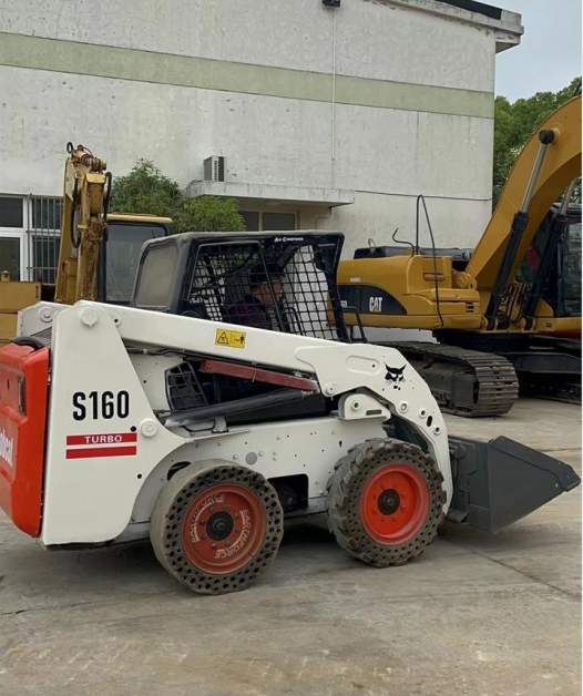 Used USA bobcat S160 Skid Steer Loader mini wheel loader compact front shovel available