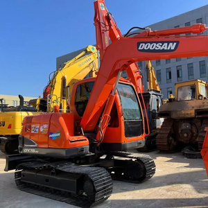 high quality doosan dx755 dx80 used excavator nearly new backhoe loader for sale doosan dx75 dx60 made in korea