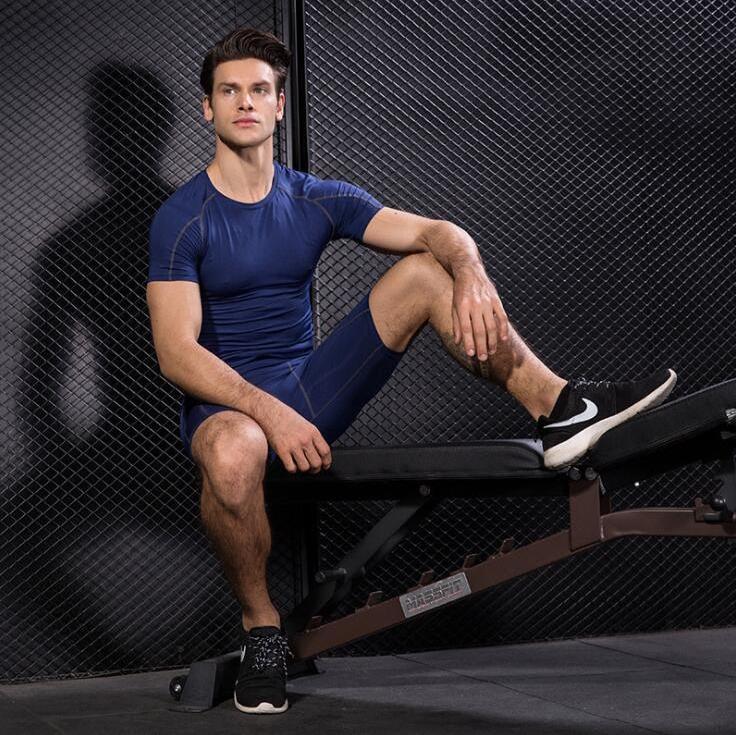 Men Fitness Sports Clothing Quick Dry Athletic Bodybuilding Gym Running T Shirts Tight Fitting Tee Slim Compression Shirt