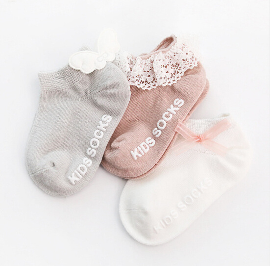 high quality Organic cotton  non slip baby socks with lace toddler gripper princess socks