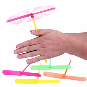 Novelty Plastic Bamboo Dragonfly Propeller Baby Kids Outdoor Toy Tradition Classic Nostalgic Toys Flying Arrows