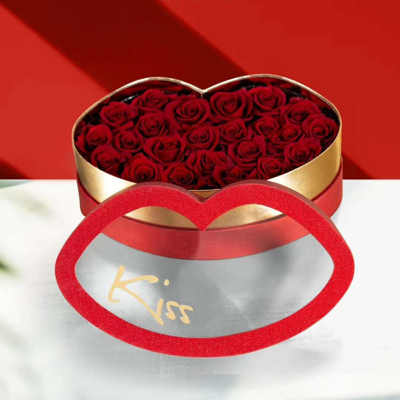 New Qixi Kiss lip shaped flower box for Valentine's Day gift Bouquet wrap with gold bronzing and open window hugging box