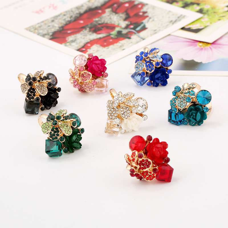 Hot Sale Fashion Crystal Opening Ring Anti Allergy Large Resin Flower Rhinestone Rings For Women