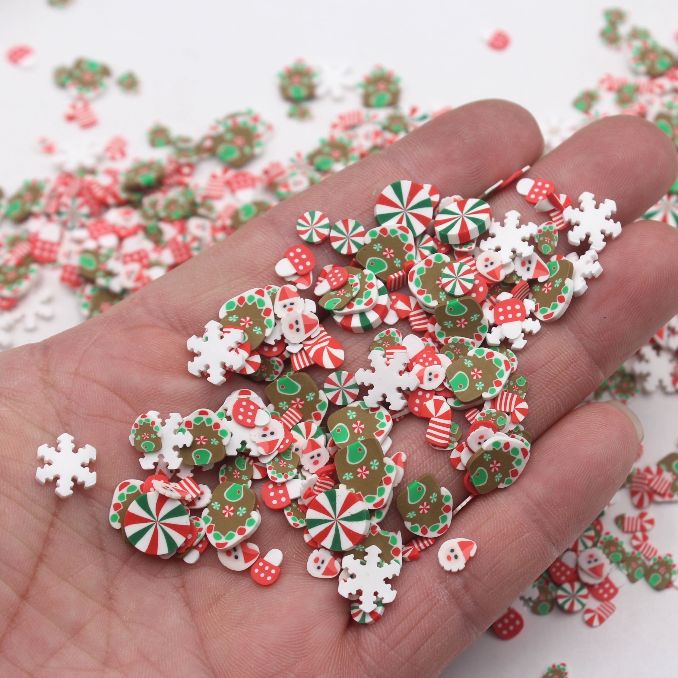 1KG Christmas Series 1cm Snowflake Gingerbread House Mushroom Mixture Polymer Clay Slice Sprinkles for Slime Shaker Filling