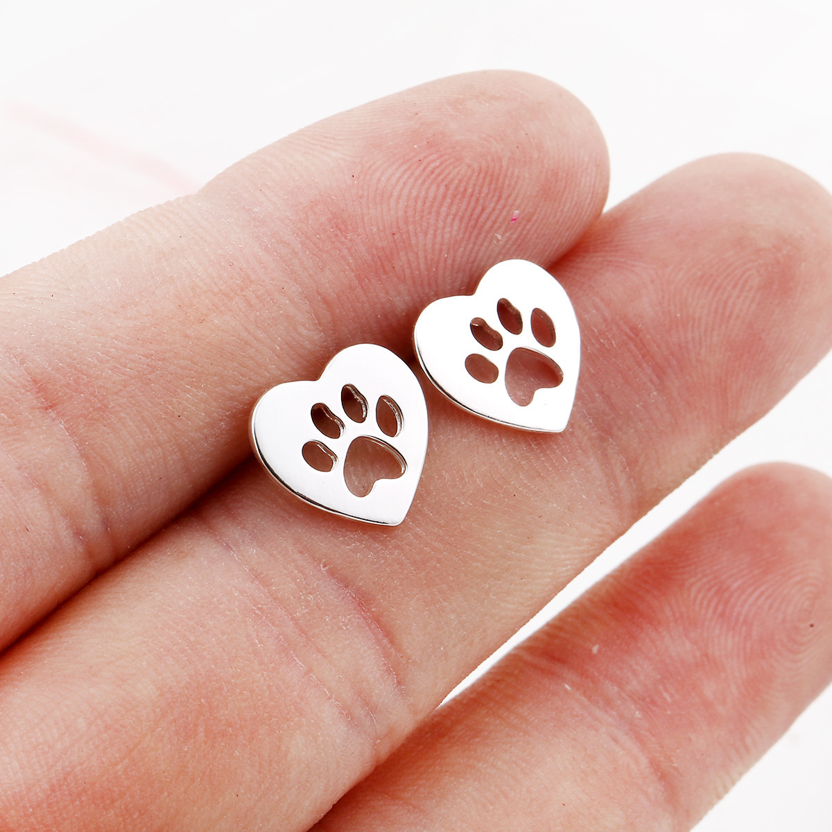 Fashion PVD Plated 18K Silver Stainless Steel Heart Shaped Dog Cat Paw Stud Earring Jewelry For Women