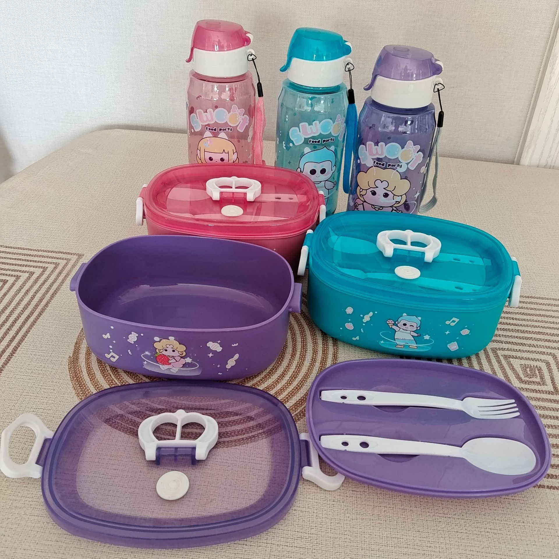 Plastic Kid School Lunch Box And Water Bottle Set With Cutlery Cute Children Wholesale