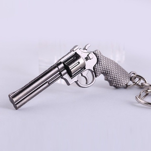 L180  Game zinc alloy keychain revolver simulation pistol model car key chain bag pendant promotional gift