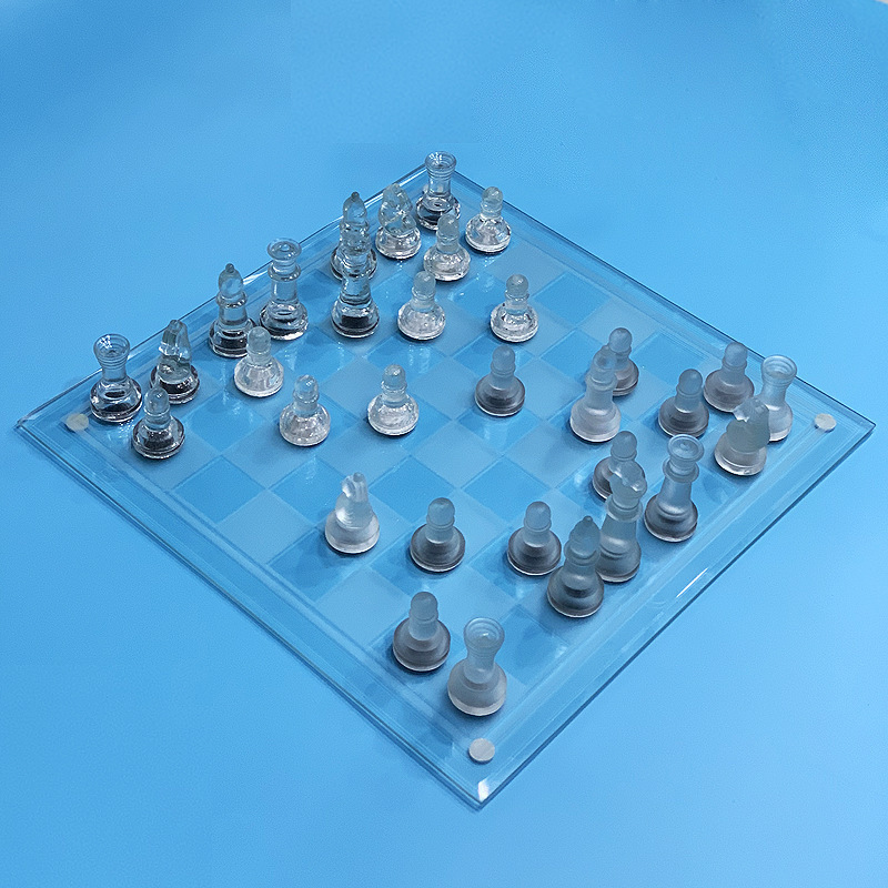 Hot Selling Luxury Frosted Glass Crystal Chess Set 20*20cm Chessboard 50mm Chess Piece Handmade