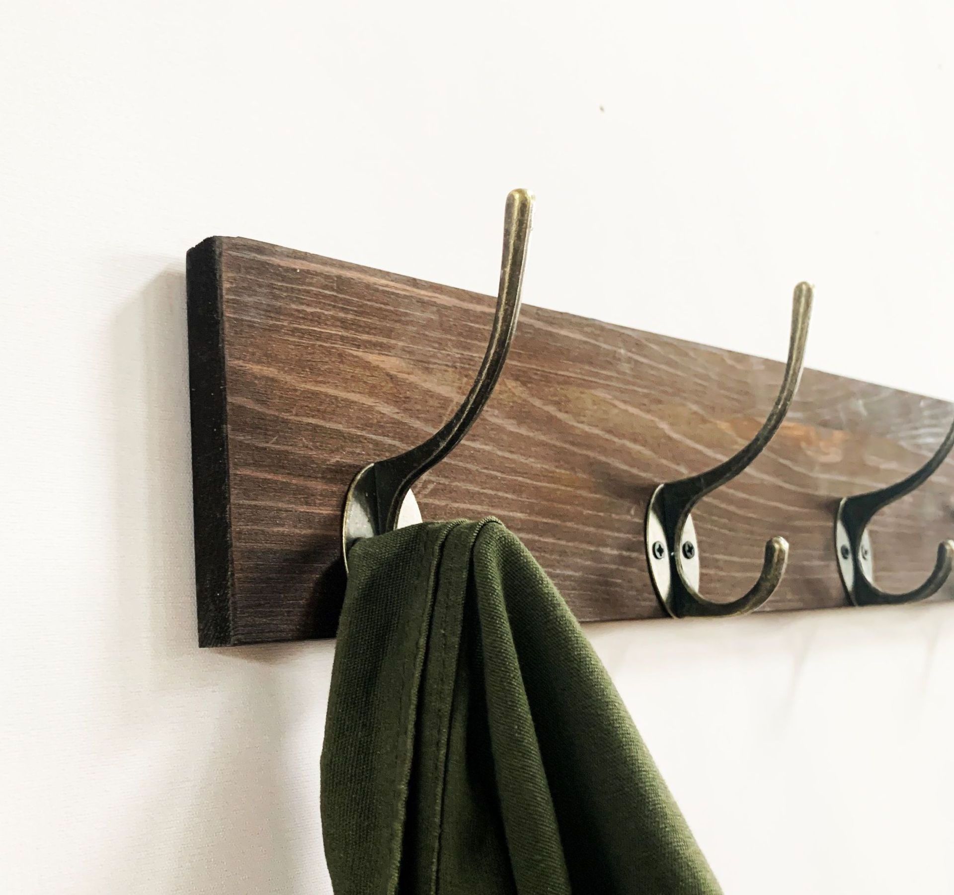 entryway mudroom kitchen key ring hat bag towel farmhouse rustic wall wooden coat rack wall mount hook hanger backpack